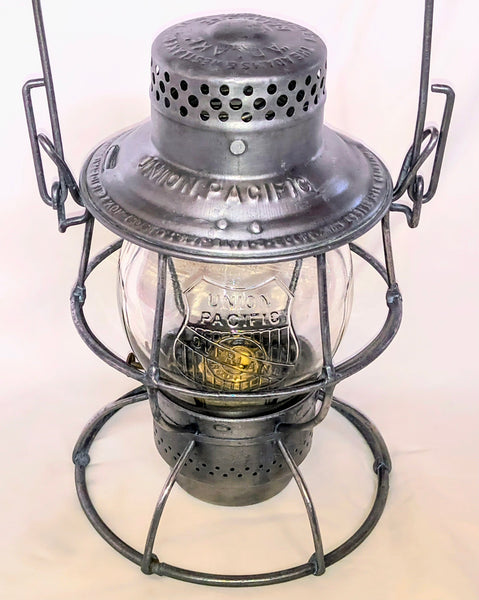 1913 UPRR - Union Pacific Railroad CC Overland Route Cnx Corning Globe A&W Lantern