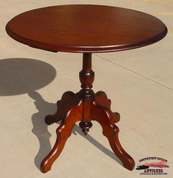 1880S Mahogany Round Parlor Table Furniture