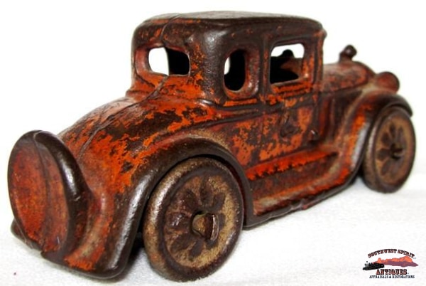1930S Cast Iron Toy 2 Door Sedan Collectibles-Toys-Games
