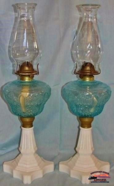 2 Matching 1870S Blue Daisy & Button Pattern Banquet Oil Lamps General Store Lighting