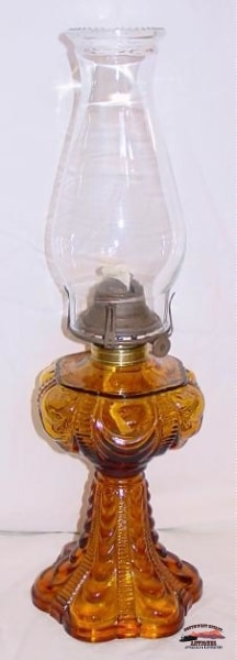 Amber Coolidge Pattern 1970S Kerosene Lamp General Store & Lighting