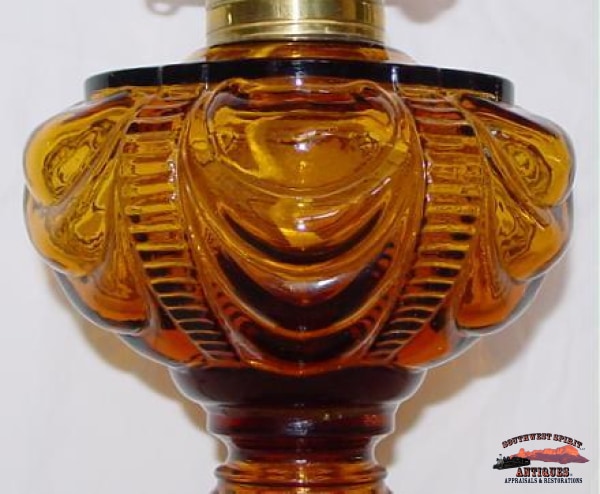 Amber Coolidge Pattern 1970S Kerosene Lamp General Store & Lighting