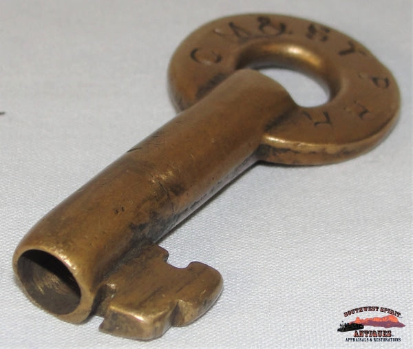 Cm&stprr - Chicago Milwaukee & St. Paul Railroad Brass Cast 1/2 Heart Shaped Switch Lock Key