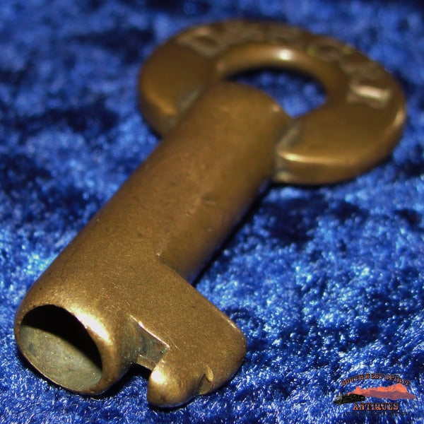 D&rg - Denver & Rio Grande Railroad Water Service Brass Key Railroadiana